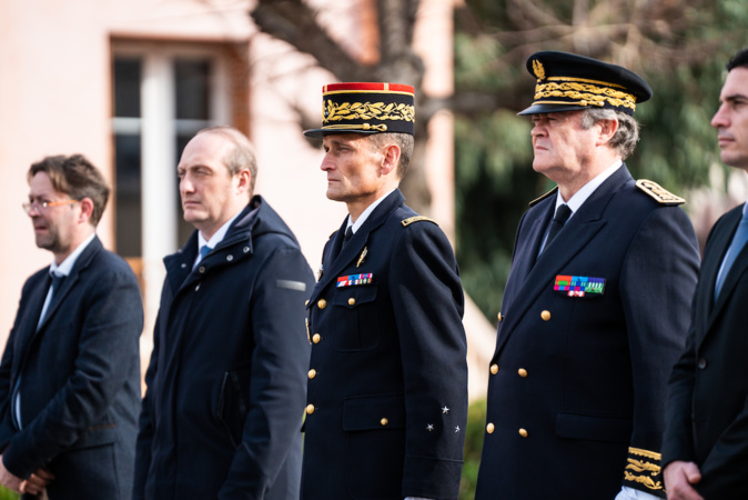 En Corse, les gendarmes ont rendu hommage à leurs héros
