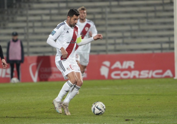 L'ACA a ramené un bon point de Laval (1-1). L'ACA a ramené un bon point de Laval (1-1).