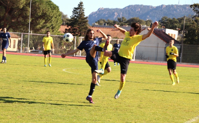 Football Grand Sud - La JS Bonifacio passe dans la douleur Football Grand Sud - La JS Bonifacio passe dans la douleur