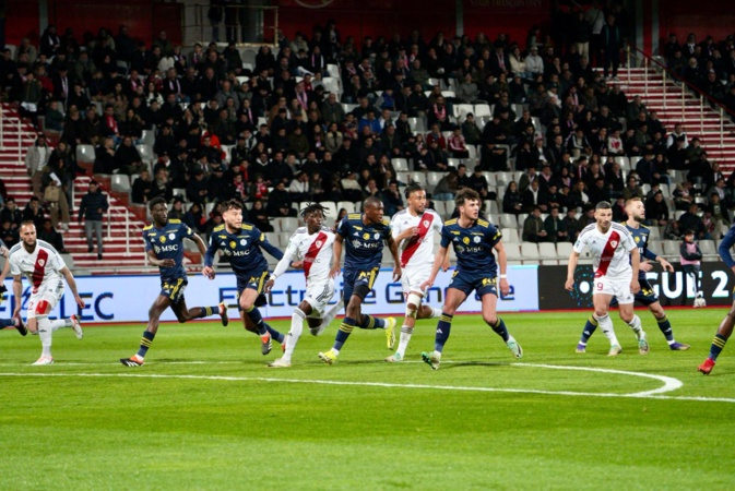L'ACA a concédé sa première défaite à domicile face à Annecy (1-3).