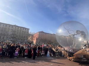 EN IMAGES - Plusieurs milliers de personnes au carnaval de Bastia EN IMAGES - Plusieurs milliers de personnes au carnaval de Bastia
