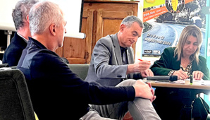 Jean-Marc Angelotti et Angèle Bastiani ont officialisé le partenariat entre Corsica Cyclo et GT 20 Jean-Marc Angelotti et Angèle Bastiani ont officialisé le partenariat entre Corsica Cyclo et GT 20