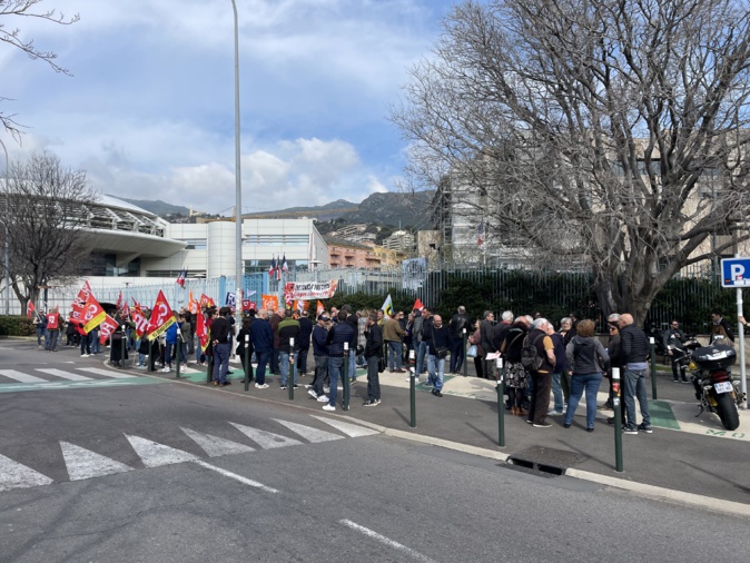 Faible mobilisation dans la Fonction publique mais les syndicats ne veulent rien lâcher. Faible mobilisation dans la Fonction publique mais les syndicats ne veulent rien lâcher.