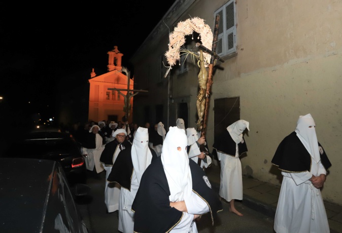A Corte, la tradition du Jeudi Saint se perpétue A Corte, la tradition du Jeudi Saint se perpétue