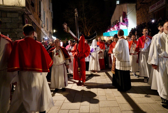 EN IMAGES - Revivez le Catenacciu de Sartène EN IMAGES - Revivez le Catenacciu de Sartène