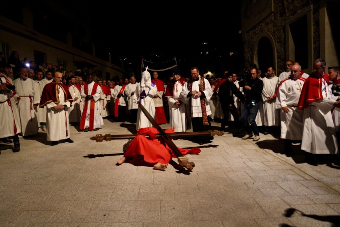 EN IMAGES - Revivez le Catenacciu de Sartène EN IMAGES - Revivez le Catenacciu de Sartène