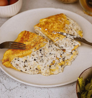À table :  omelette brocciu et menthe avec #lapetitecuisinedemarie