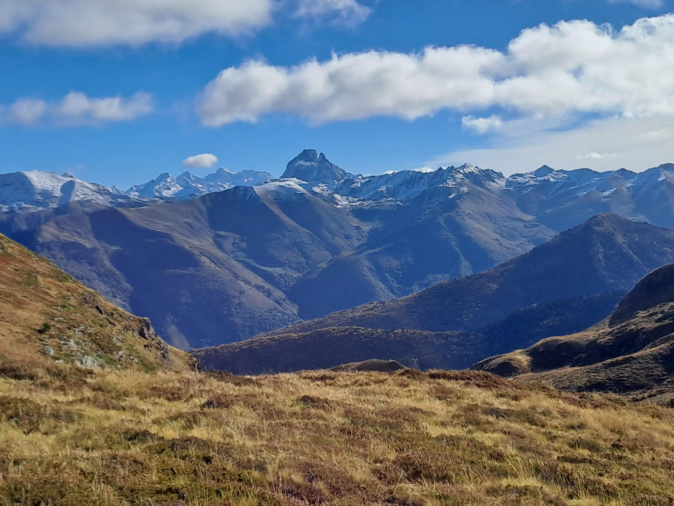 Encore beaucoup de neige sur Paglia Orba(Yann Guedon)
