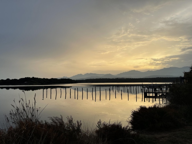 L'étang d'Urbino. Photo  Pierre Litzler