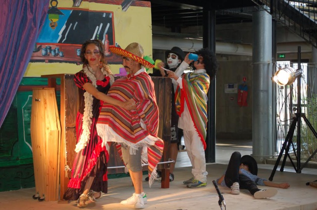 Le théâtre au service du bilinguisme au collège de Biguglia Le théâtre au service du bilinguisme au collège de Biguglia