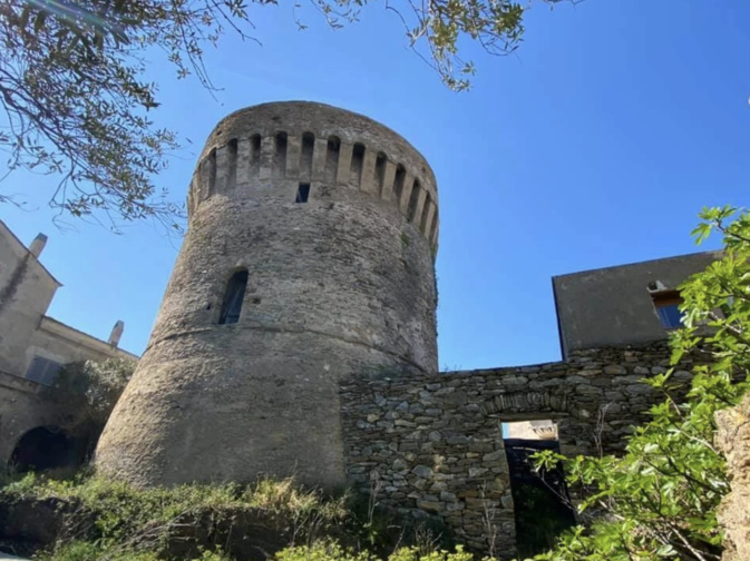 Tomino : la Tour Génoise ne deviendra pas un meublé de tourisme
