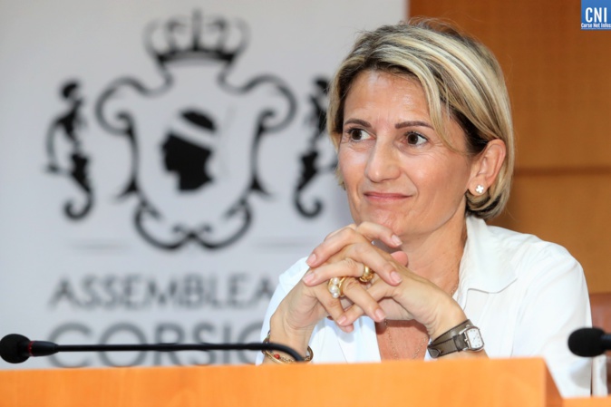 Nanette Maupertuis, présidente de l’Assemblée de Corse et de l’Assemblea di a Ghjuventù, représentante de la Corse au Comité européen des régions et professeur d’économie à l’université de Corse.