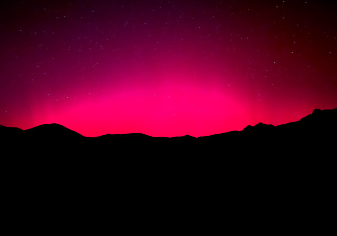 EN IMAGES. De fascinantes aurores boréales observées dans le ciel corse après une tempête solaire EN IMAGES. De fascinantes aurores boréales observées dans le ciel corse après une tempête solaire