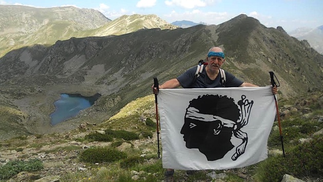 Jeannot Magni. Au second plan le lac Gros Jeannot Magni. Au second plan le lac Gros