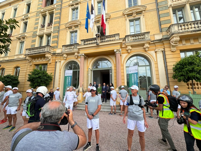 A la Collectivité de Corse A la Collectivité de Corse