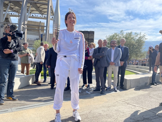 JO 2024 : revivez les meilleurs moments du parcours de la flamme olympique en Corse JO 2024 : revivez les meilleurs moments du parcours de la flamme olympique en Corse