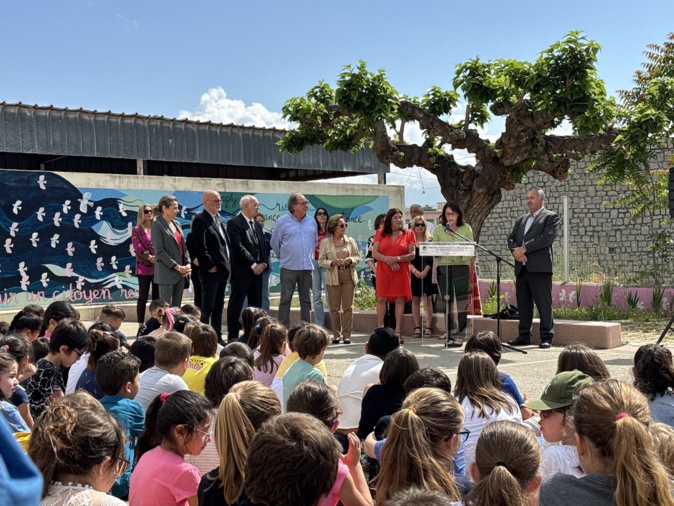 A Ajaccio, une grande fresque réalisée par des élèves rend hommage à Danielle Casanova A Ajaccio, une grande fresque réalisée par des élèves rend hommage à Danielle Casanova