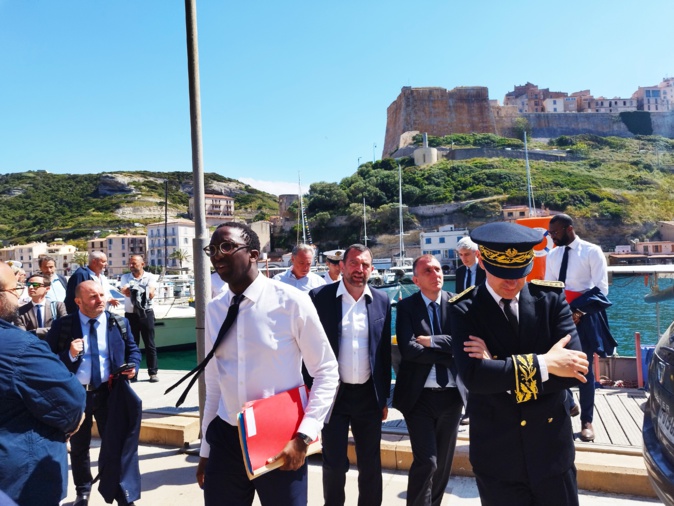 Hervé Berville (au premier plan à gauche), était en visite à Bonifacio ce vendredi. Hervé Berville (au premier plan à gauche), était en visite à Bonifacio ce vendredi.