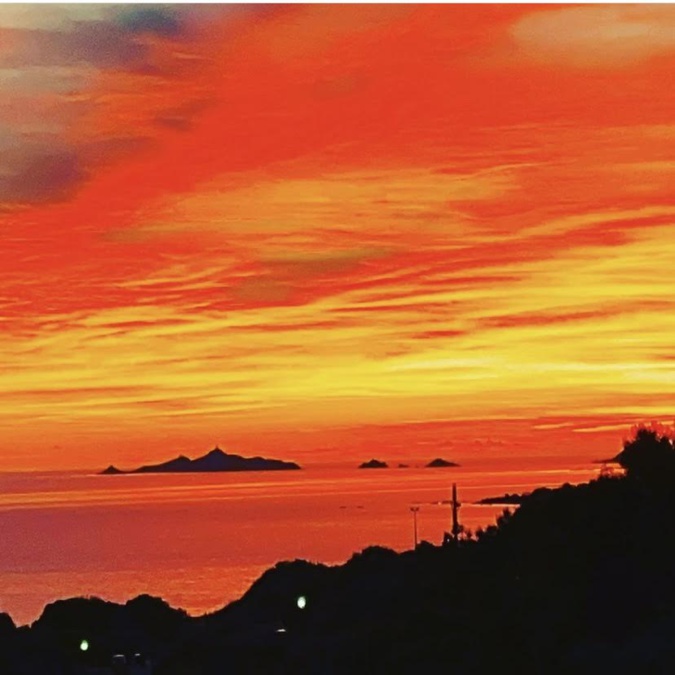 La photo du jour : coucher de soleil sur les Sanguinaires