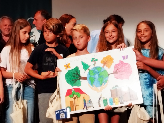 Sur la sensibilisation au tri, un dessin vaut parfois mieux qu'un long discours. Sur la sensibilisation au tri, un dessin vaut parfois mieux qu'un long discours.