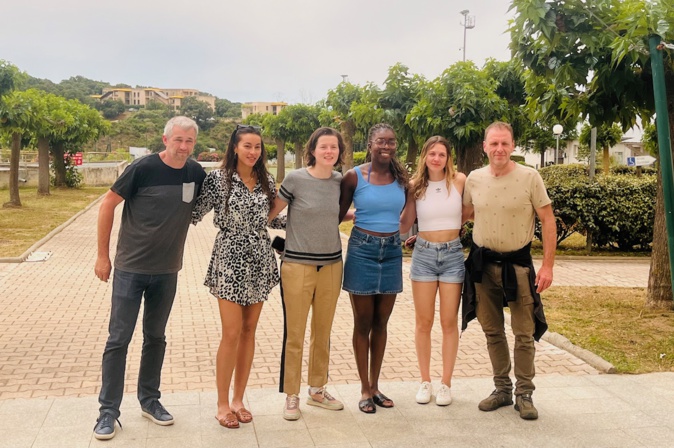 L'équipe de france féminine de sabre vise l'or lors des Jeux Olympiques de Paris 2024. L'équipe de france féminine de sabre vise l'or lors des Jeux Olympiques de Paris 2024.