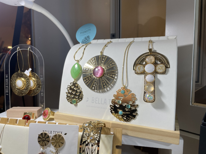 Focus sur la gamme "Pignotti". ©Francesca-Orsula ANGELINI Focus sur la gamme "Pignotti". ©Francesca-Orsula ANGELINI