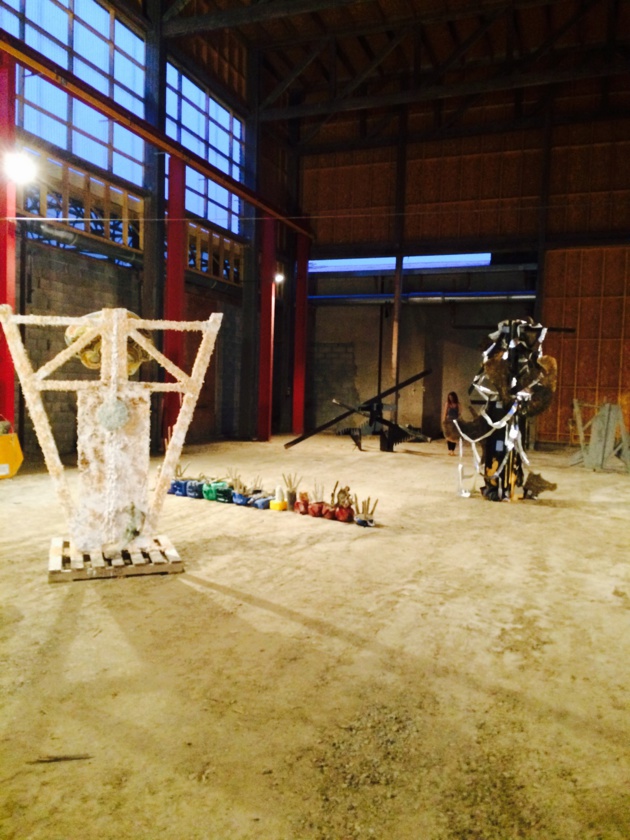 Pedigrisgiu : "Utopia" dans l'atelier des Charpentiers de la Corse à Ponte Leccia Pedigrisgiu : "Utopia" dans l'atelier des Charpentiers de la Corse à Ponte Leccia