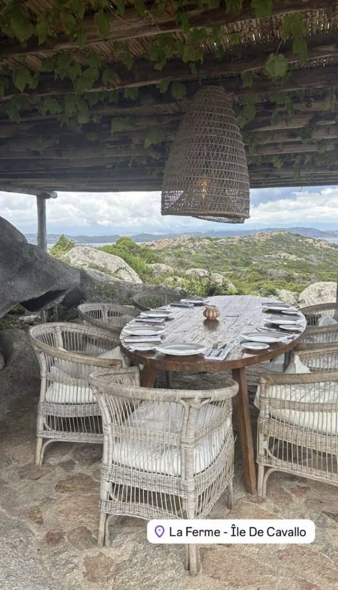 Chiara Ferragni, l’influenceuse italienne aux 29 millions de followers, en vacances en Corse Chiara Ferragni, l’influenceuse italienne aux 29 millions de followers, en vacances en Corse