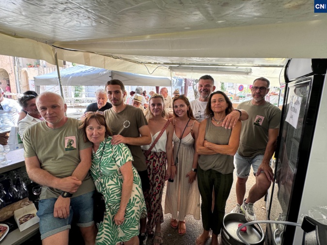 L'equipe de benevoles L'equipe de benevoles