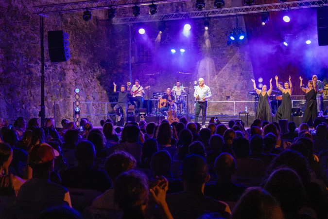Felì sur scène à Portivechju : encore un beau succès Felì sur scène à Portivechju : encore un beau succès