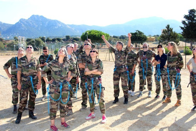 Session nationale « Politique de Défense » avec une centaine d'auditeurs de l’IHEDN au 2e REP de Calvi Session nationale « Politique de Défense » avec une centaine d'auditeurs de l’IHEDN au 2e REP de Calvi