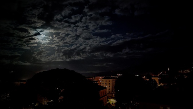 La photo du jour : dans la nuit cortenaise La photo du jour : dans la nuit cortenaise