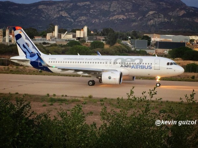 Vol d'entraînement à Calvi pour le tout nouvel A320 NEO dont la livraison est prévue en fin d'année ! Vol d'entraînement à Calvi pour le tout nouvel A320 NEO dont la livraison est prévue en fin d'année !