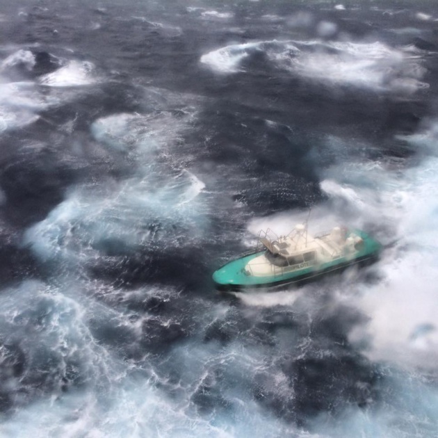 A bord du Mega Express qui... A bord du Mega Express qui...