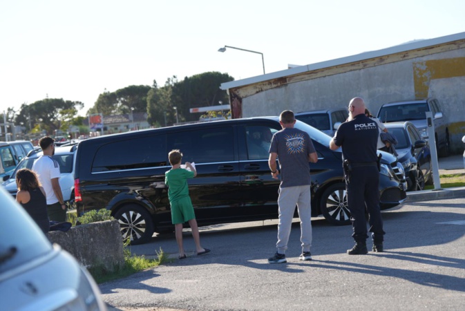 Le van est discrètement arrivé à l'aéroport d'Ajaccio Le van est discrètement arrivé à l'aéroport d'Ajaccio