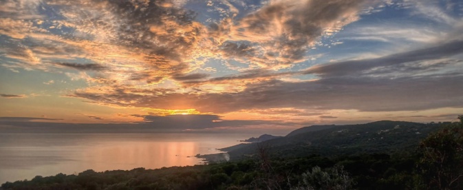 La photo du jour : coucher de soleil sur Capu di Muru La photo du jour : coucher de soleil sur Capu di Muru