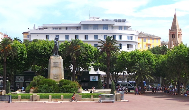 Bastia : Une nouvelle scénographie pour célébrer le 11 novembre Bastia : Une nouvelle scénographie pour célébrer le 11 novembre