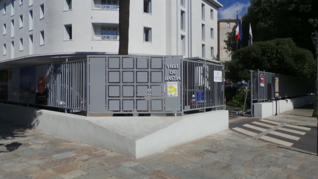 Attentats de Paris : La municipalité appelle les Bastiais au recueillement Attentats de Paris : La municipalité appelle les Bastiais au recueillement