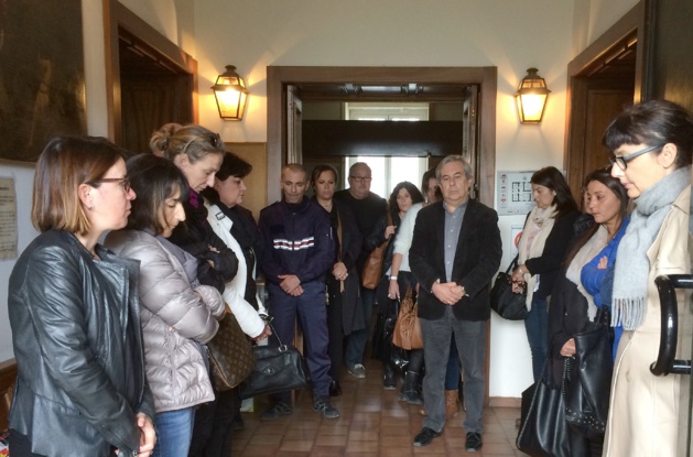 Attentats : Hommage aux victimes de Paris à l'hôtel de ville de Calvi Attentats : Hommage aux victimes de Paris à l'hôtel de ville de Calvi