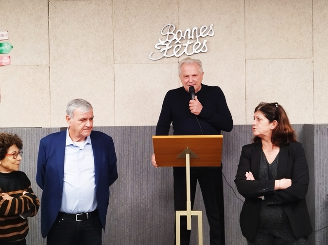 Le maire de Lecci, Don Georges Gianni, a présenté ses voeux à la population, samedi soir. Le maire de Lecci, Don Georges Gianni, a présenté ses voeux à la population, samedi soir.