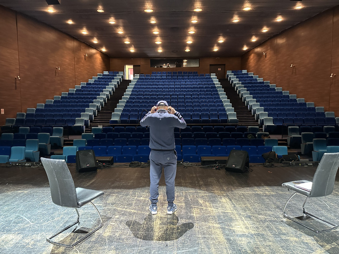 What happened ? : Éric Fraticelli fête ses 30 ans de carrière avec un nouveau spectacle What happened ? : Éric Fraticelli fête ses 30 ans de carrière avec un nouveau spectacle