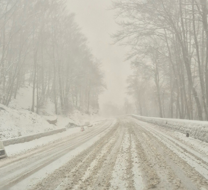 Météo : Equipements spéciaux obligatoires pour franchir les cols de l'ile Météo : Equipements spéciaux obligatoires pour franchir les cols de l'ile