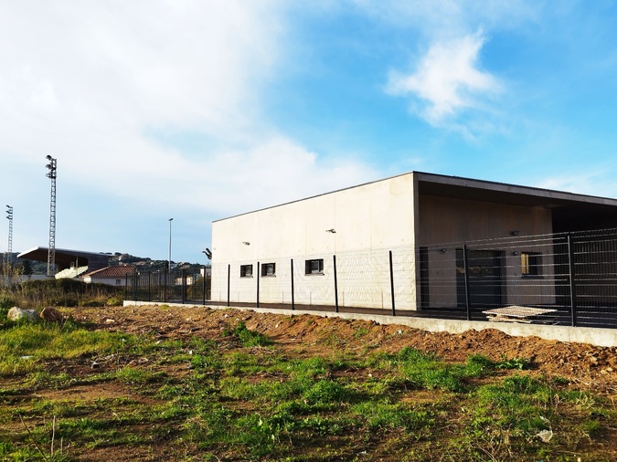 La construction de la cuisine centrale est terminée. Elle se situe derrière le stade Claude-Papi. La construction de la cuisine centrale est terminée. Elle se situe derrière le stade Claude-Papi.