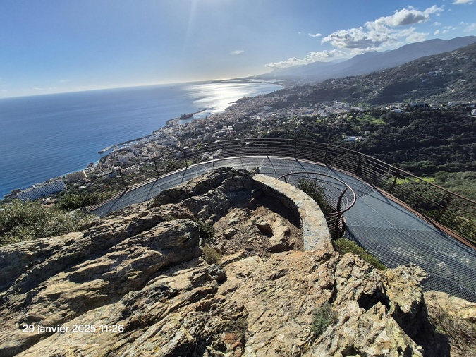 Vue depuis le Belvédère de Ville-di-Pietrabugnu (Serge Vignali)