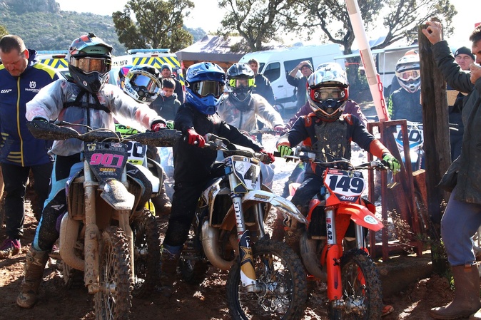 Motocross : Plus de cent pilotes à Portivechju pour l'ouverture de la saison Motocross : Plus de cent pilotes à Portivechju pour l'ouverture de la saison