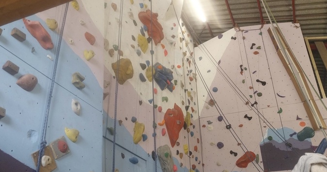 La salle rénovée. Crédit photo Corsica Roc - Escalade à Ajaccio La salle rénovée. Crédit photo Corsica Roc - Escalade à Ajaccio