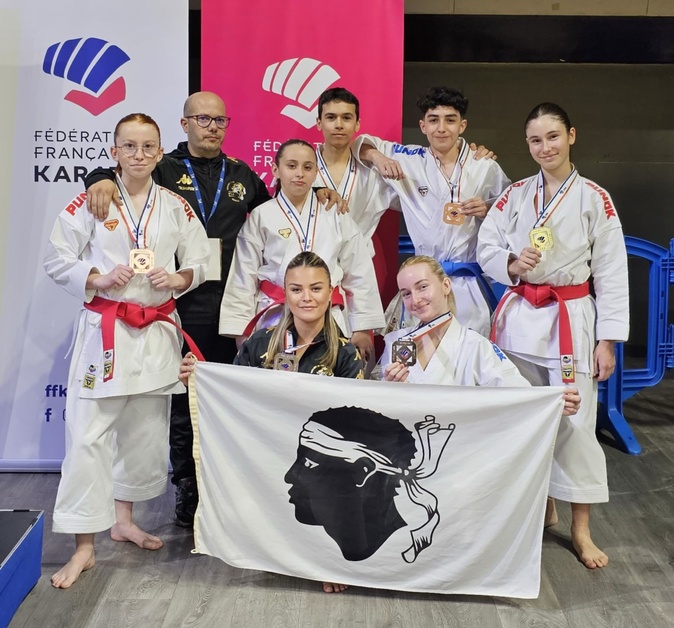 8 médailles pour la délégation du KC Borgo. 8 médailles pour la délégation du KC Borgo.