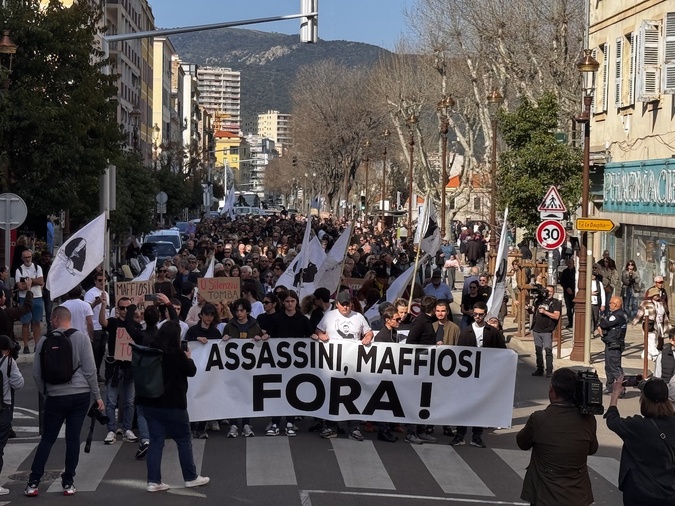 Manifestation anti-mafia à Ajaccio : suivez notre direct Manifestation anti-mafia à Ajaccio : suivez notre direct