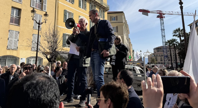 Manifestation anti-mafia à Ajaccio : suivez notre direct Manifestation anti-mafia à Ajaccio : suivez notre direct