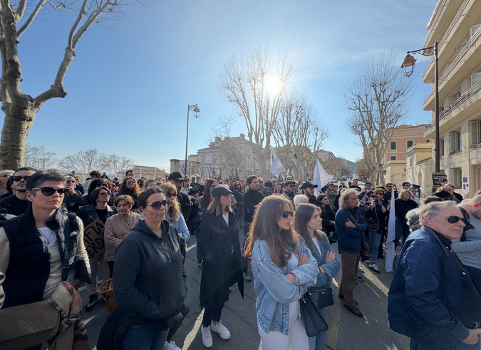 Manifestation anti-mafia à Ajaccio : suivez notre direct Manifestation anti-mafia à Ajaccio : suivez notre direct